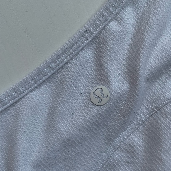 Lululemon long sleeve - Picture 3 of 3